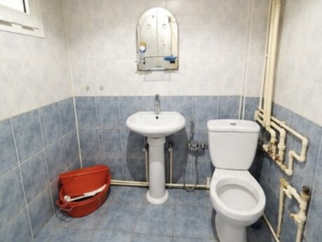 Gənclikdə 2 otaqlı köhnə tikili mənzil kirayə verilir, 45 m², 650 AZN/ay, şəkil 5 / 5
