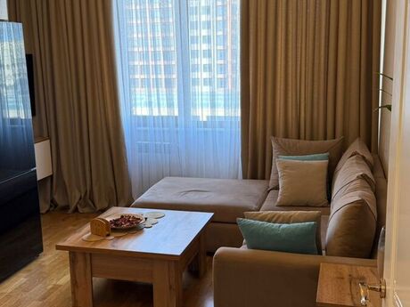 Kristal Abşeron Azadlıq 2 kompleksində 3 otaqlı yeni tikili mənzil kirayə verilir, 75 m², 950 AZN/ay, şəkil 3 / 12