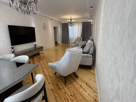 Hökməlidə 6 otaqlı həyət evi satılır, 250 m², 250 000 AZN, şəkil 5 / 12