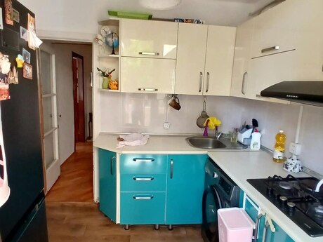 İçəri Şəhərdə 2 otaqlı köhnə tikili mənzil satılır, 55 m², 172 000 AZN, şəkil 4 / 9