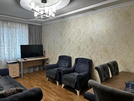 Bakıxanovda 3 otaqlı köhnə tikili mənzil satılır, 75 m², 195 000 AZN, şəkil 3 / 12