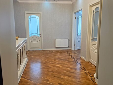 Azadlıq Prospektidə 3 otaqlı yeni tikili mənzil kirayə verilir, 135 m², 1 300 AZN/ay, şəkil 4 / 12