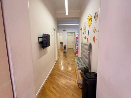 Nəriman Nərimanovda 9 otaqlı həyət evi satılır, 240 m², 750 000 AZN, şəkil 4 / 12