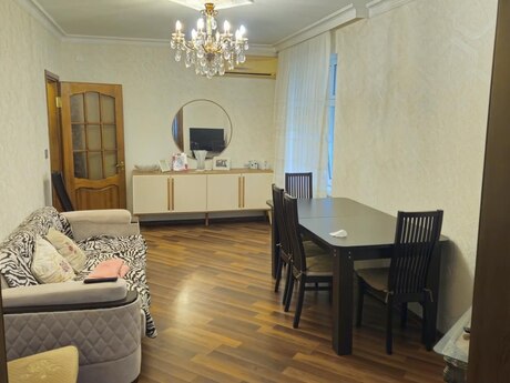 Bakıxanovda 2 otaqlı köhnə tikili mənzil satılır, 53,8 m², 173 000 AZN, şəkil 5 / 10