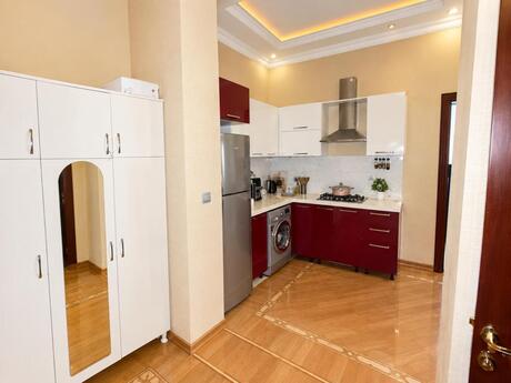 Nəsimidə 2 otaqlı yeni tikili mənzil kirayə verilir, 70 m², 800 AZN/ay, şəkil 3 / 7