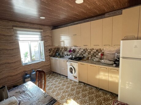 Azadlıq Prospektidə 4 otaqlı həyət evi satılır, 140 m², 107 000 AZN, şəkil 3 / 12