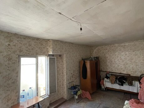 Azadlıq Prospektidə 4 otaqlı həyət evi satılır, 140 m², 107 000 AZN, şəkil 2 / 12
