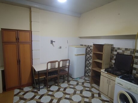 8 Noyabrda 1 otaqlı həyət evi kirayə verilir, 25 m², 150 AZN/ay, şəkil 2 / 4