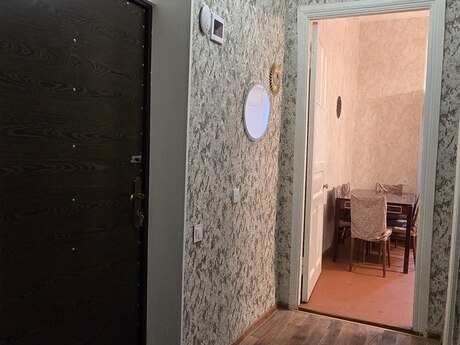 3 otaq · 53 m² · 1/4 mərtəbə, Nərimanov