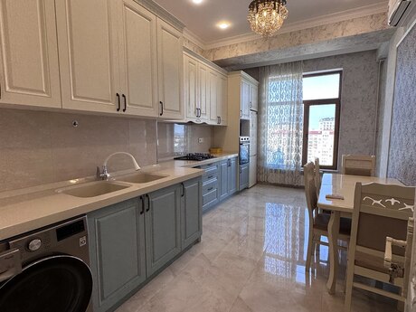 Nəriman Nərimanovda 3 otaqlı yeni tikili mənzil kirayə verilir, 140 m², 1 500 AZN/ay, şəkil 2 / 12