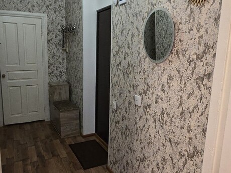 3-room old-build apartment for rent in Nərimanov, 53 m², 850 AZN/mo, photo 2 / 10