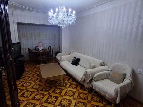 Elan №6557875 - Bakı, Bakıxanov q., 3 otaqlı, 85 m², 4/9 mərtəbə
