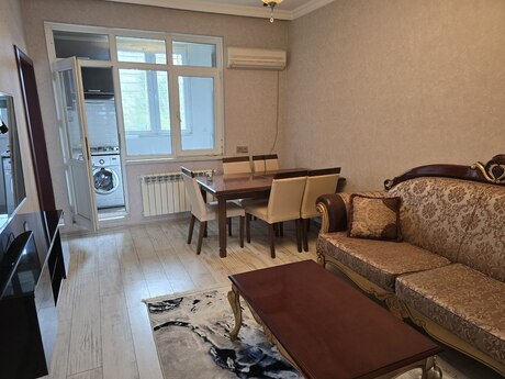 4-room old-build apartment for rent in 8 Noyabr, 65 m², 700 AZN/mo, photo 3 / 12