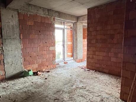 Yeni Günəşlidə 3 otaqlı yeni tikili mənzil satılır, 80 m², 147 500 AZN, şəkil 2 / 9