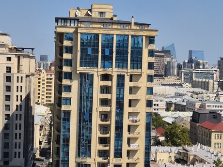 Sahildə 4 otaqlı yeni tikili mənzil satılır, 220 m², 775 000 AZN, şəkil 2 / 12