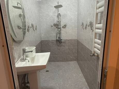 Продаётся 2-комнатная квартира в новостройке, Qara Qarayev, 70 м², 210 000 AZN, фото 4 / 6