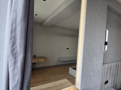 3 otaq · 101 m² · 10/17 mərtəbə, Koroğlu