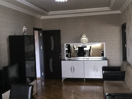 3 otaq · 65 m² · 8/9 mərtəbə, Elmlər Akademiyası
