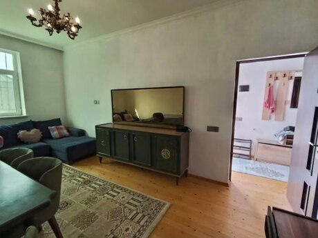 Biləcəridə 3 otaqlı həyət evi kirayə verilir, 100 m², 450 AZN/ay, şəkil 2 / 7