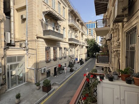 Nizamidə 5 otaqlı köhnə tikili mənzil satılır, 140 m², 700 000 AZN, şəkil 3 / 12