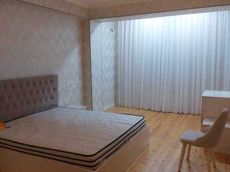 20 Yanvarda 3 otaqlı yeni tikili mənzil kirayə verilir, 120 m², 700 AZN/ay, şəkil 4 / 12