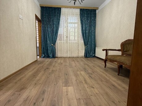 2-room old-build apartment for sale in Memar Əcəmi, 42 m², 138 000 AZN, photo 3 / 12