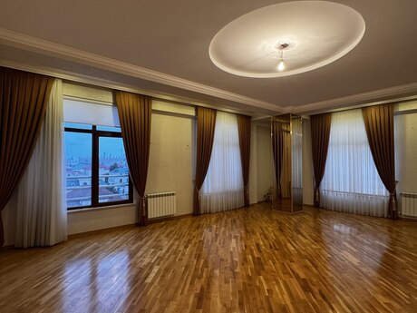 8 Noyabrda 3 otaqlı yeni tikili mənzil satılır, 151 m², 470 000 AZN, şəkil 2 / 12
