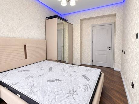 Qara Qarayevdə 2 otaqlı yeni tikili mənzil kirayə verilir, 40 m², 700 AZN/ay, şəkil 2 / 5