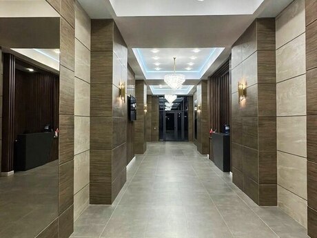 2 otaq · 65 m² · 4/18 mərtəbə, Şah İsmayıl Xətai