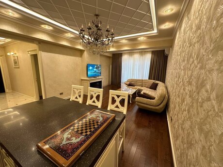 Park Azure kompleksində 3 otaqlı yeni tikili mənzil kirayə verilir, 110 m², 1 800 AZN/ay, şəkil 4 / 12