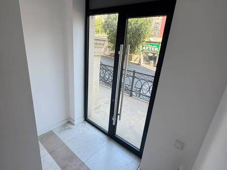 Сдаётся 2-комнатная квартира в новостройке, 28 May, 160 м², 5 000 AZN/мес, фото 2 / 12