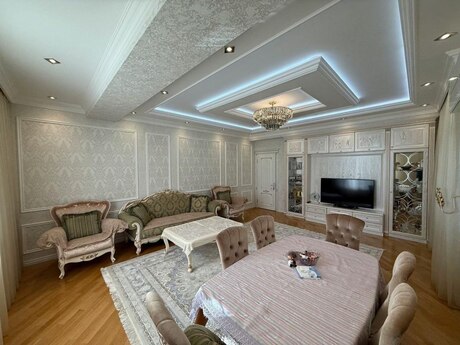 Elan №6558134 - Bakı, Səbail r., 3 otaqlı, 123 m², 14/19 mərtəbə