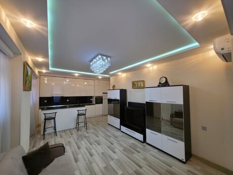 Объявление №6558241 - Баку, м. 8 ноября, 4-комн., 148 м², 13/27 этаж