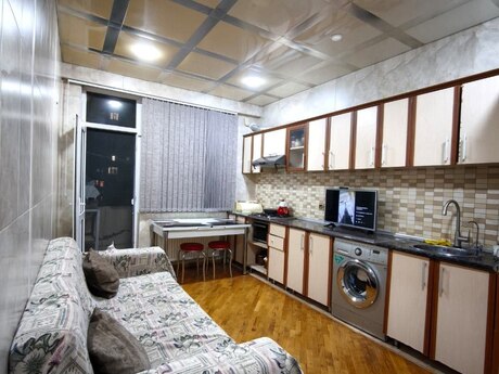 3 otaq · 87 m²