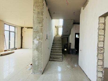 Albalılıqda 5 otaqlı həyət evi satılır, 240 m², 210 000 AZN, şəkil 3 / 12