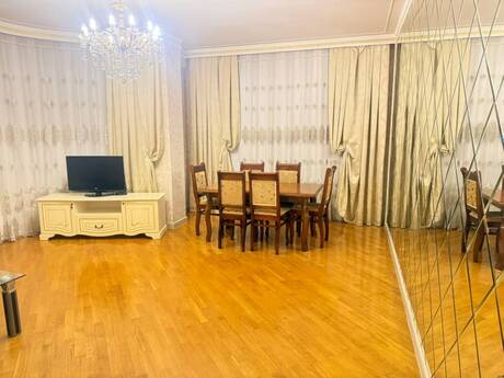 Объявление №6558284 - Баку, м. 8 ноября, 4-комн., 170 м², 11/18 этаж