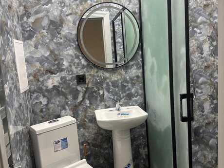 Qara Qarayevdə 1 otaqlı yeni tikili mənzil kirayə verilir, 40 m², 700 AZN/ay, şəkil 5 / 5