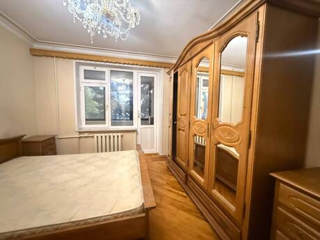 Elmlər Akademiyasında 3 otaqlı köhnə tikili mənzil satılır, 85 m², 275 000 AZN, şəkil 3 / 12