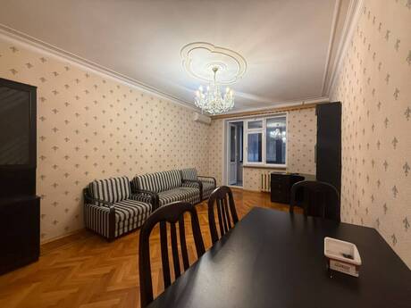 Elmlər Akademiyasında 3 otaqlı köhnə tikili mənzil satılır, 85 m², 275 000 AZN, şəkil 2 / 12