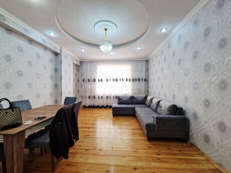 2 otaq · 80 m² · 5/17 mərtəbə, Neftçilər