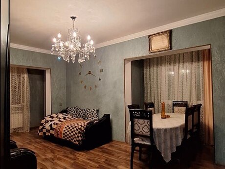 Elan №6558374 - Bakı, Nəsimi m., 2 otaqlı, 72 m², 7/9 mərtəbə