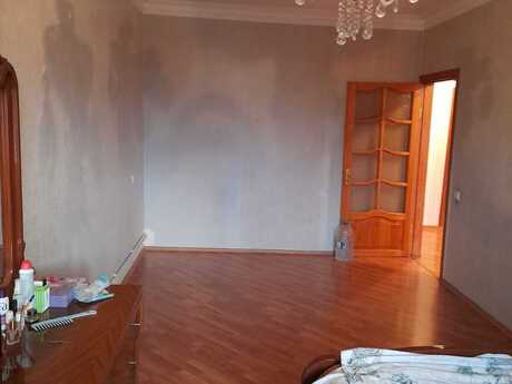 Bakıxanovda 4 otaqlı köhnə tikili mənzil satılır, 97 m², 195 000 AZN, şəkil 5 / 8