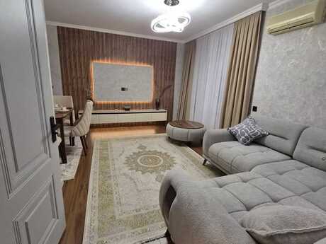 Elan №6558390 - Bakı, Gənclik m., 2 otaqlı, 50 m², 4/10 mərtəbə
