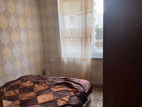 28 Mayda 2 otaqlı köhnə tikili mənzil satılır, 35 m², 140 000 AZN, şəkil 4 / 10