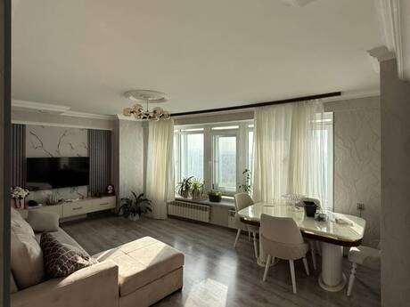 Bakıxanovda 2 otaqlı yeni tikili mənzil kirayə verilir, 90 m², 700 AZN/ay, şəkil 3 / 12