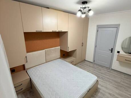 Bakıxanovda 2 otaqlı yeni tikili mənzil kirayə verilir, 90 m², 700 AZN/ay, şəkil 5 / 12