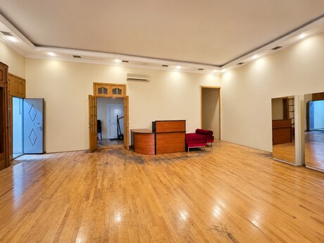 Sahildə ofis satılır, 400 m², 1 200 000 AZN, şəkil 2 / 12