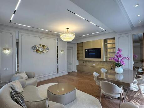 BCR Khatai kompleksində 3 otaqlı yeni tikili mənzil satılır, 128 m², 725 000 AZN, şəkil 3 / 12