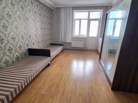 Neftçilərdə 2 otaqlı yeni tikili mənzil kirayə verilir, 70 m², 600 AZN/ay, şəkil 5 / 9
