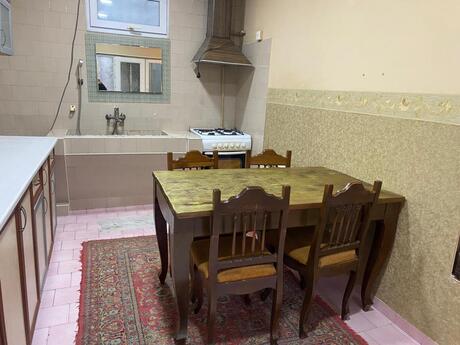 Elan №6558697 - Bakı, Bakıxanov q., 1 otaqlı, 30 m²